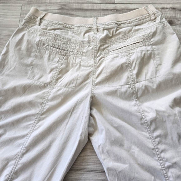 Chico's Casual Pants -Size 1 - Picture 10 of 11